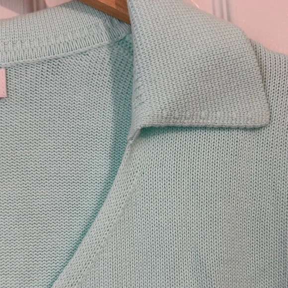 Banana Republic Short Sleeve Collared Sweater- XL - Picture 3 of 4